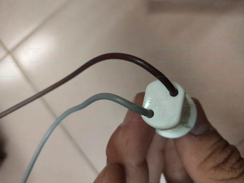 Công tắc tủ áo tròn có dây - Ảnh 4